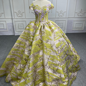 Robe de bal en tissu brocart floral 3D or jaune, épaules dénudées, style princesse, 6568-B - Product Image 1