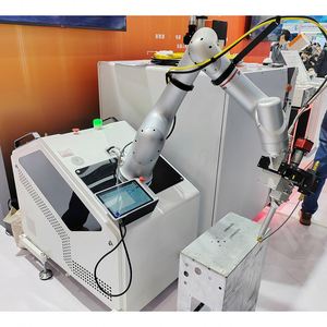 หุ่นยนต์อุตสาหกรรม 6 แกนอัจฉริยะรุ่นใหม่ HWINT สำหรับงาน CNC ระบบอัตโนมัติ ในการเคลื่อนย้ายชิ้นงานและลบคม - Product Image 1