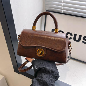 Sac à main de haute qualité au design tendance, nouveau sac bandoulière rétro - Product Image 1