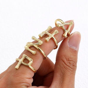Bague ajustable ouverte en forme de jonction de bambou dorée avec lettres anglaises, style hip-hop unique, accessoire de bijouterie pour doigt, vente chaude - Product Image 3