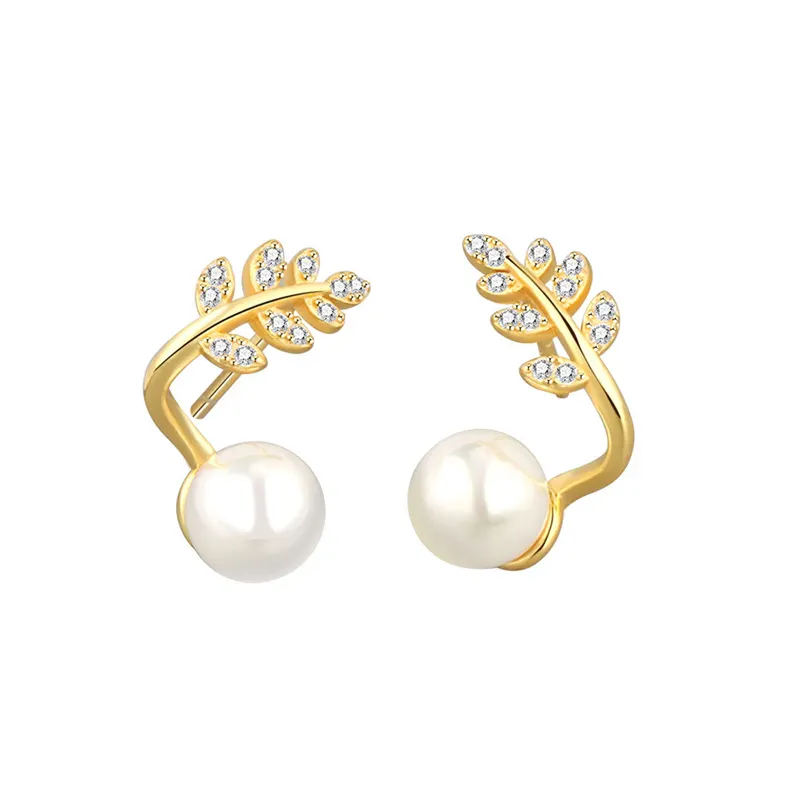 stud pearl earrings