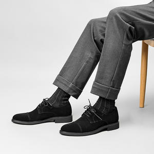 รองเท้าหนังวัวแท้คุณภาพสูง ดีไซน์เนอร์ รองเท้าลำลองแบบปิด กันน้ำ ระบายอากาศ พื้นนุ่ม มีเชือกผูก เหมาะสำหรับใส่ทำงานลำลอง รองเท้าผู้ชาย - Product Image 4