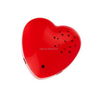 Chupete vibrador en forma de corazón rojo con juguete de peluche vibrador Módulo calmante HeartBeat Producto electrónico de consumo