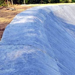 Rouleaux de couvertures <span class=keywords><strong>en</strong></span> béton flexible, tapis composite cimenté géosynthétique pour la protection des pentes et le revêtement des canaux - Product Image 1