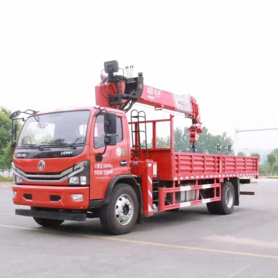 رافعة بضائع 4x2 عالية الجودة رافعة شاحنة 5 طن 7 طن رافعة محمولة على شاحنة dongfeng 5t