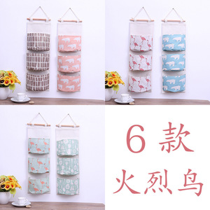 กระเป๋าเก็บของแบบแขวนสามช่อง ติดผนัง สำหรับใช้ในบ้าน สำนักงาน หอพัก ลายพิมพ์ฟลามิงโก - Product Image 3