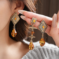 Boucles d'oreilles pendantes en forme de fleur d'ambre, style vintage médiéval, en alliage plaqué cuivre antique, avec serti clos et aiguille en argent, pour femme, mode de soirée