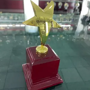 Recognition Award Engraved Wooden Trophy Base Metal Gold Star Award Plaque
