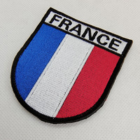 2025 France multicolore drapeau National tissu accessoires patchs de broderie Badge personnalisé bâton personnalisé sur Patch brodé