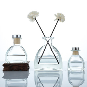 Bottiglia per Aromaterapia a Forma di Yurta Mongola, Flacone Vuoto 50ml/200ml, Diffusore Ricaricabile Senza Fiamma per Casa, <span class=keywords><strong>Hotel</strong></span>, Aziende e Club - Product Image 1