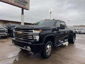 TOP PERFORMANCE Voitures d'occasion propres <span class=keywords><strong>2022</strong></span> <span class=keywords><strong>Chevrolet</strong></span> <span class=keywords><strong>Silverado</strong></span> <span class=keywords><strong>3500</strong></span> HD Crew Cab High Country Pickup 4D 8 pieds prêt à être expédié - Product Image 2