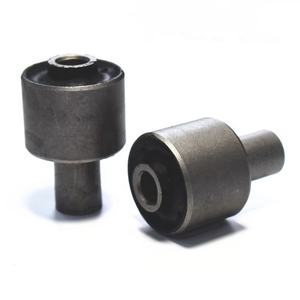 Bushing Suspensi Otomotif, Pegas Karet dengan Sisipan Logam, Peredam Kejut Otomotif Warna Hitam - Product Image 1