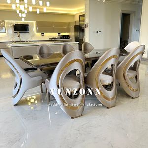 Роскошный золотой обеденный стул в скандинавском итальянском стиле, современный легкий роскошный бархатный/кожаный обеденный стул из нержавеющей стали для виллы - Product Image 1