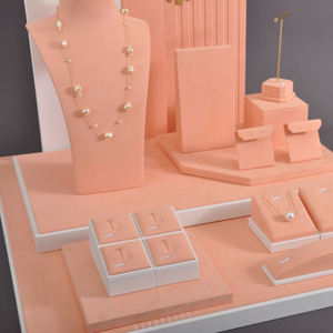 Exhibidores de Joyería de Lujo Personalizados para Tiendas, Exhibidores de Anillos, Collares, Pendientes y Aretes, Exhibidores de Joyería de Microfibra - Product Image 3