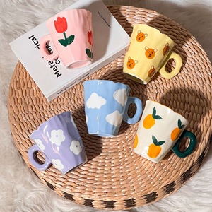 Estilo coreano Underglaze Pintura Handmade Bonito Caneca De Cerâmica Pintados À Mão Urso Laranja Flor Nuvem Copo Leite Água Chá para Presente - Product Image 2