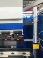 200tT 250T 300 niveau de sécurité de la cuisse 4 + 1 axe plaque de métal hydraulique CNC machine de frein à pression avec DA66T DA69T