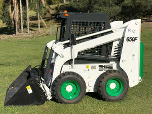 لودر انزلاقي التوجيه WT670 الجديد للتسوية الدقيقة وأعمال الموقع - Product Image 4