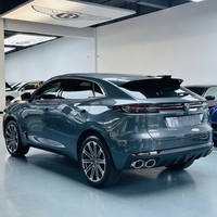 Voiture d'occasion de haute qualité 2024 Changan UNI-K 2.0T 2WD Édition Globale LHD SUV intermédiaire en stock Vente en gros et au détail