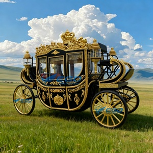 Calèche royale pour cérémonies et célébrations de la Cour, chariot à chevaux à quatre roues - Product Image 1