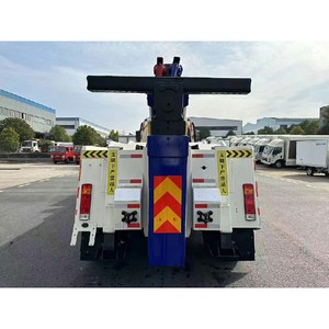 Camion de remorquage intégré robuste 4x2 de 13 tonnes, camion de dépannage FAW avec treuil de 10 tonnes pour le sauvetage routier - Product Image 6