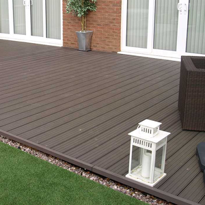 Bon prix rainuré poncé Wpc Decking/revêtement pour cour - Product Image 4