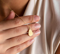 Collier pendentif ovale minimaliste délicat en acier inoxydable 316L plaqué or 18K PVD, personnalisable, bijoux pour femmes