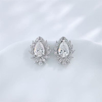 Orecchini a Goccia Eleganti in Oro Bianco 18K con Diamanti Coltivati in Laboratorio, Gioielli Raffinati per Donne, Set di Orecchini in Oro