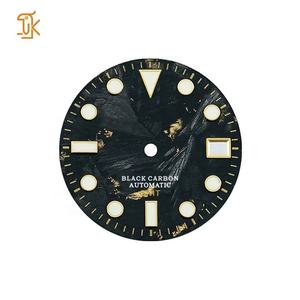 OEM/ODM Cadran en fibre de carbone de 28,5 mm NH35 Couleur et motif personnalisables Fournisseur direct d'usine pour montres de sport pour hommes - Product Image 1