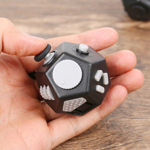 Adultes Fidget Toys Dés en silicone pour le soulagement de l'anxiété Antistress & <span class=keywords><strong>Attention</strong></span> Focus Plastic Gaming & Stress Relief Toys - Product Image 2