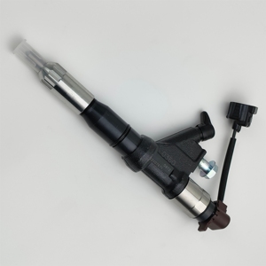 23670-E0360 Common Rail Injector 23670-E0360 095000-5972 Diesel Engine Fuel Injector Nozzle 23670-E0360 095000-5972 - Product Image 3