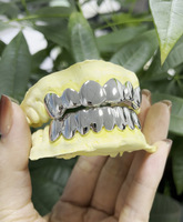 Grillz personnalisés en argent sterling 925 avec moissanite VVS, plaqué rhodium, sertissage pavé, coupe huit cœurs et flèches, bijoux dentaires personnalisés