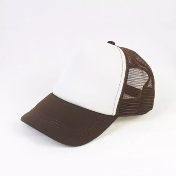 Marron et blanc