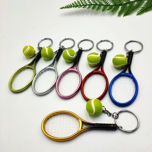 Porte-clés style dessin animé avec balle de tennis, pendentif en fil de soie simulé, vente chaude, petit souvenir d'événement sportif en PVC et alliage, cadeau - Product Image 5