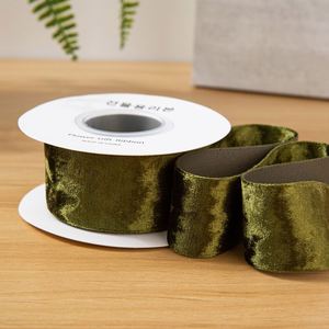 Ruban en velours brillant simple face de 3,8 cm pour vêtements et décoration intérieure, lavable, 5 yards/rouleau, vente en gros - Product Image 3