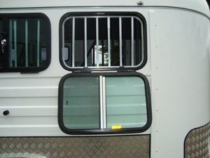 Superior Tailored 2-Horse Straight Load <b>Float</b> with Integrated Cupboard for European Horse Transport - Product Image 4