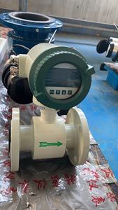 Flowmeter eletromagnético Fábrica Flange Pulso PFA Fluwmeters líquidos condutores - Product Image 5