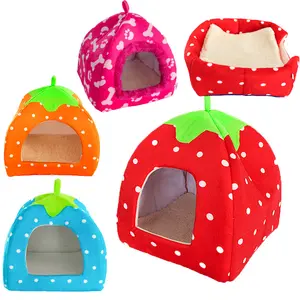 Pet Supplier Dual Use Soft Cushion Zusammen klappbares atmungsaktives Hunde bett Strawberry Pet Winter Warm House für Hunde katze