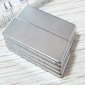 <span class=keywords><strong>Neodymium</strong></span> מגנט קבוע מחיר חזק גדול בלוק N52 כיכר Ndfeb מגנטים ההרמה - Product Image 4