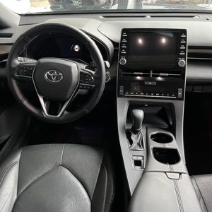 <span class=keywords><strong>Toyota</strong></span> Avalon 3.5L V6 Luxury Sedan 2021 Usata con Guida a Sinistra, Interni in Pelle Premium e Tetto Apribile, Cambio Automatico a 8 Velocità, Basso Chilometraggio - Product Image 6