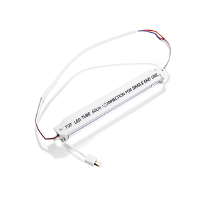 Striscia LED T8 da 60 cm con connessione su un lato per uso a singola estremità - Product Image 2