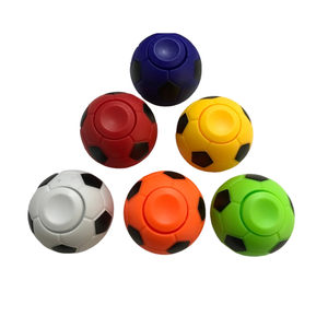 Mini Top Fidget Spinner Plastic Soccer Ball Game Toy Decompression Promotional Gift for Kids
