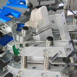 Machine d'emballage automatique de cartons rotative à haute efficacité certifiée CE ISO EU pour bouteilles - Product Image 4