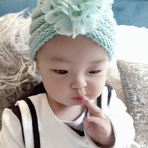 Chapeau <span class=keywords><strong>tricot</strong></span>é pour enfants avec grande fleur en mousseline de soie bébé automne et hiver chaud <span class=keywords><strong>laine</strong></span> chapeau collage bronzant enfants casquette - Product Image 4