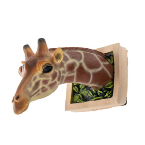 Cadre photo 3D girafe à suspendre, décoration murale réaliste en forme d'animal, artisanat pour salon, art encadré moulé par injection, artificiel - Product Image 5