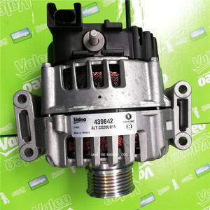 Alternador Original para <span class=keywords><strong>Mercedes</strong></span> Benz CLS, C218, X218, <span class=keywords><strong>W212</strong></span>, C207, W166, 0009061722, 439842, Valeo, 12V, 200A - Product Image 4