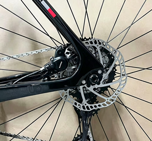 Bicicleta de Montaña de Fibra de Carbono de 24 Velocidades PREDATORpro, <span class=keywords><strong>Horquilla</strong></span> Neumática Remota <span class=keywords><strong>ROCKSHOX</strong></span> JUDY, Freno Hidráulico M8100 Level MT200 - Product Image 5