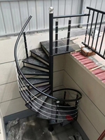 Escalier extérieur antidérapant à colonne centrale |   Escaliers en spirale résistants aux intempéries pour usage extérieur