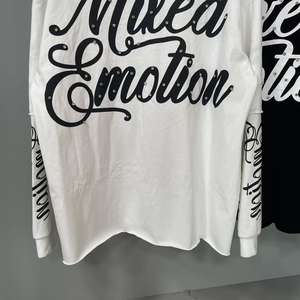 เสื้อยืดแขนยาวพิมพ์ลายกราฟิกแบบกามเทพสำหรับผู้ชายเสื้อผ้าผู้ชายพลอยเทียมออกแบบได้ตามต้องการ - Product Image 6