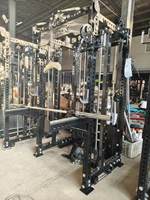 Nouvelle machine Smith multifonctionnelle avec lat pulldown, low row, Smith cable crosser et deux blocs de poids