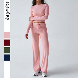 Ensemble de survêtement OEM pour <span class=keywords><strong>femme</strong></span>, t-shirt à manches longues et <span class=keywords><strong>pantalon</strong></span> de sport/yoga, couleur unie, automne-hiver, <span class=keywords><strong>viscose</strong></span>, <span class=keywords><strong>élasthanne</strong></span>, <span class=keywords><strong>polyester</strong></span>, infroissable - Product Image 1